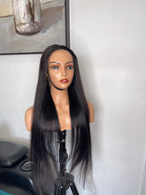 Load image into Gallery viewer, Straight 5x5 HD Lace Closure Glueless Wigs 200% Density 100% Human Hair